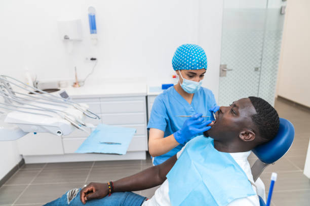 Best Emergency Dental Care for Broken or Chipped Teeth in Mount Vernon, IA